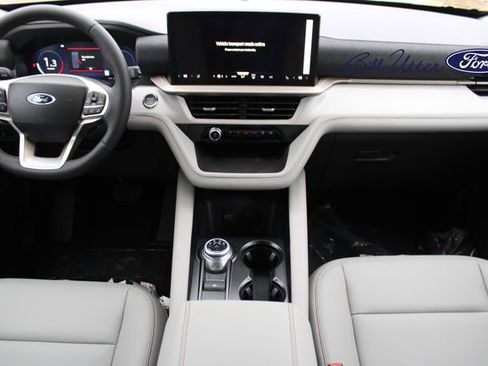 New 2026 Ford Explorer Active AWD/4WD image 12
