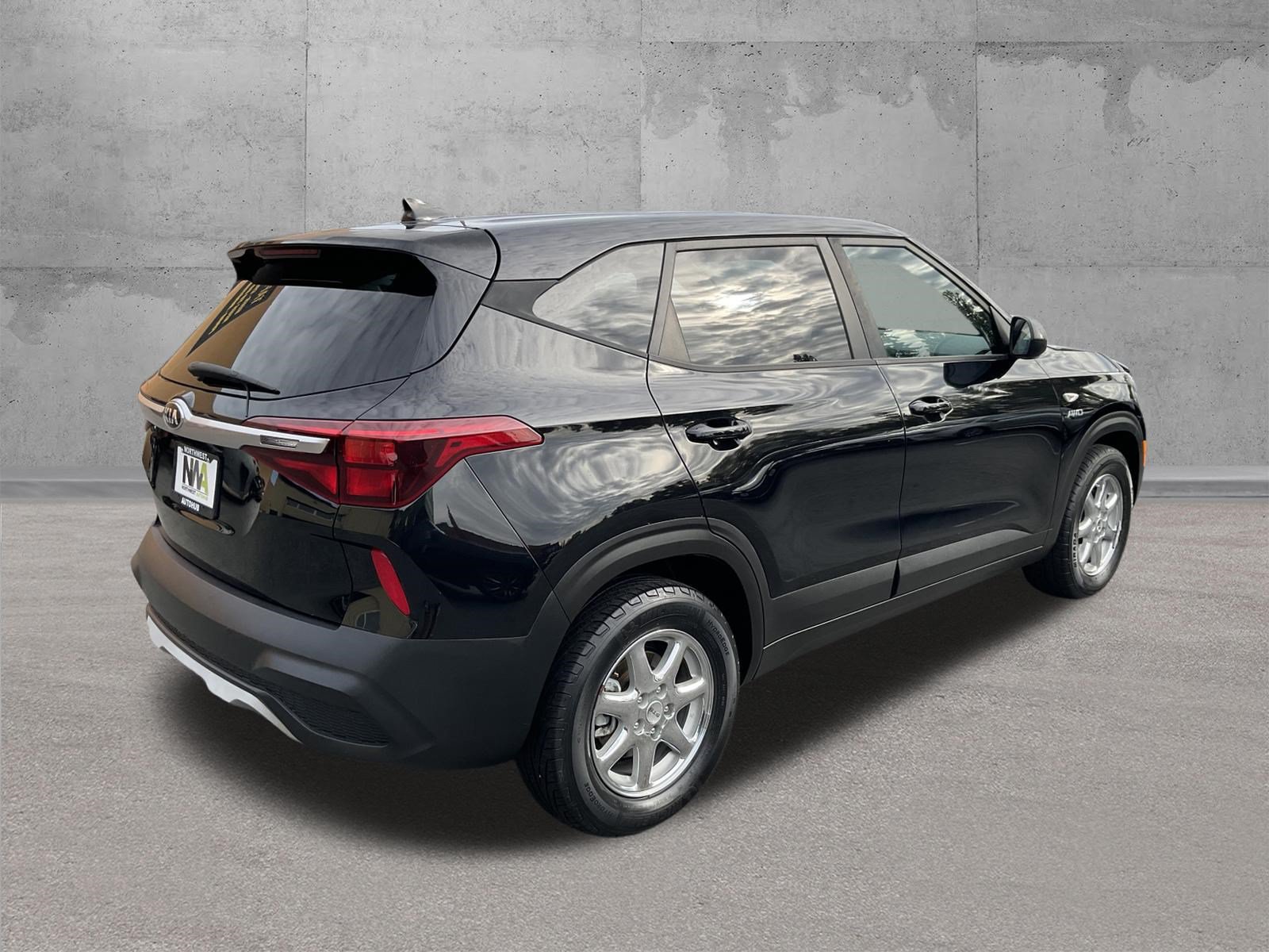 Used 2021 Kia Seltos LX AWD/4WD image 3