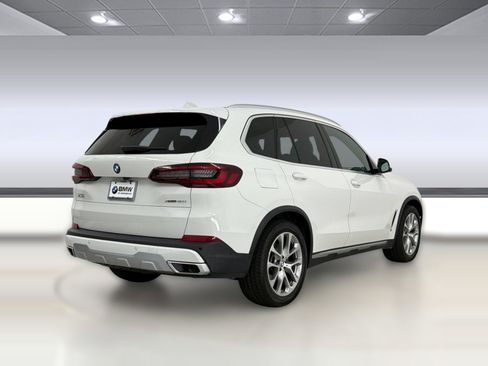 Used 2022 BMW X5 xDrive40i w/ Premium Package AWD/4WD image 9