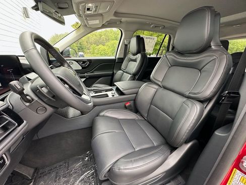 New 2026 Lincoln Aviator Reserve AWD/4WD image 19