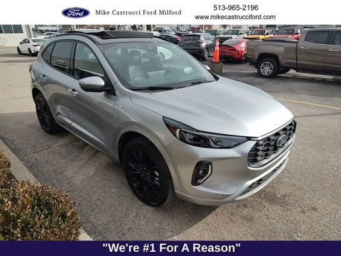 Certified 2023 Ford Escape ST-Line Elite w/ Premium Technology Package image 3