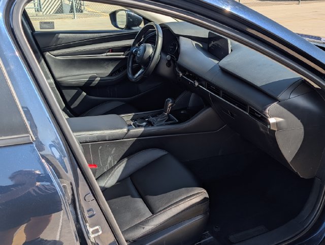 Used 2025 MAZDA MAZDA3 s FWD image 9