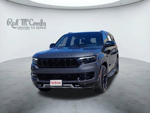 Used 2025 Jeep Wagoneer Series II image 1