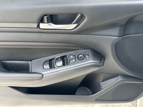 Certified 2022 Nissan Altima 2.5 SR image 18