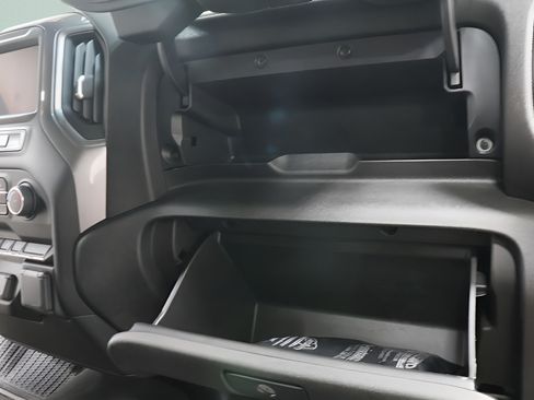 Used 2022 Chevrolet Silverado 1500 Custom Trail Boss w/ Safety Confidence Package AWD/4WD image 26