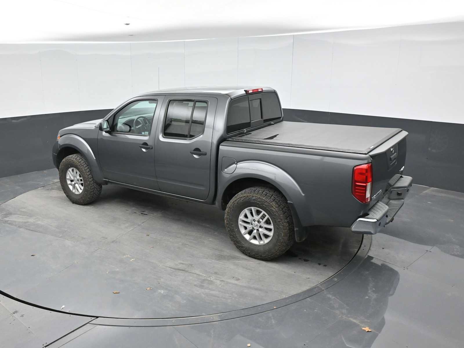 Used 2021 Nissan Frontier SV AWD/4WD image 11