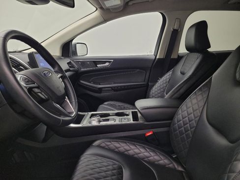 Used 2024 Ford Edge Titanium AWD/4WD image 17