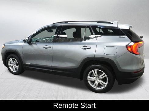Used 2020 GMC Terrain SLE w/ Driver Convenience Package image 10