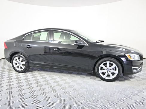 Used 2016 Volvo S60 T5 Premier FWD image 8