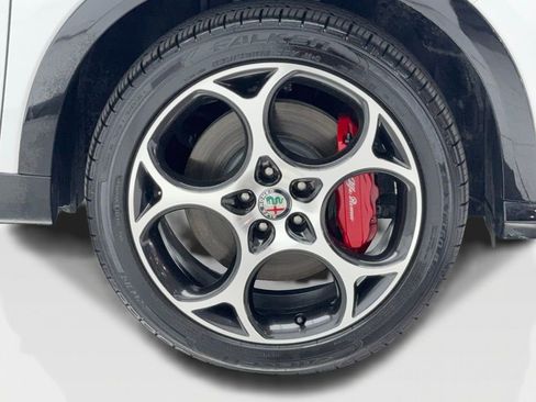 New 2024 Alfa Romeo Tonale Ti image 48