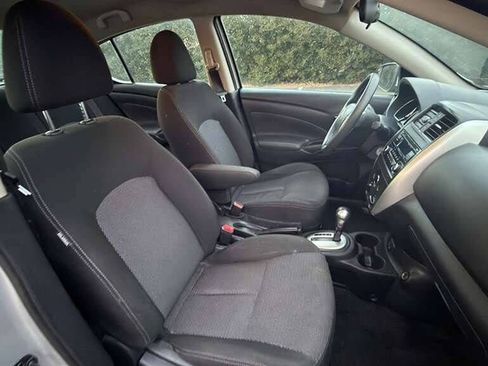 Used 2018 Nissan Versa SV image 24