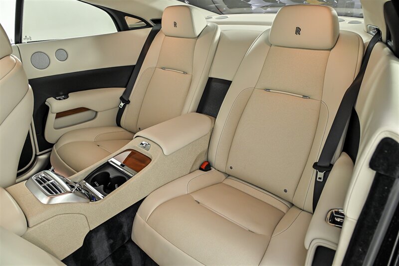 Used 2015 Rolls-Royce Wraith RWD image 22