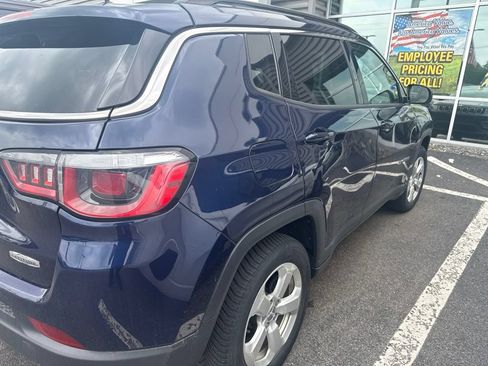 Used 2019 Jeep Compass Latitude w/ Cold Weather Group AWD/4WD image 5