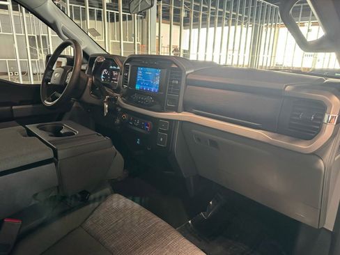 Used 2023 Ford F150 XLT w/ Trailer Tow Package image 17