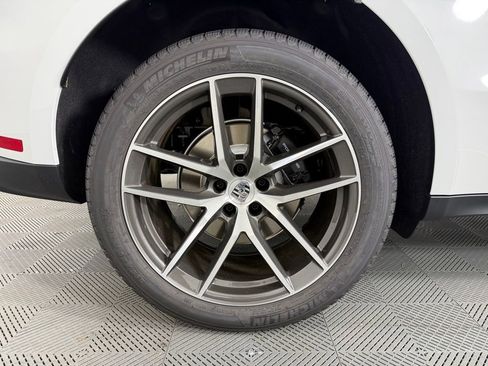 New 2026 Porsche Macan AWD/4WD image 13