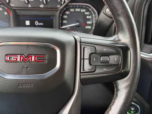Used 2020 GMC Sierra 1500 AT4 w/ AT4 Preferred Package AWD/4WD image 13