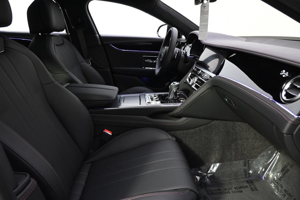 Used 2025 Bentley Flying Spur Plug-In Hybrid AWD/4WD image 16