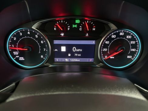 Used 2024 Chevrolet Equinox Premier image 14