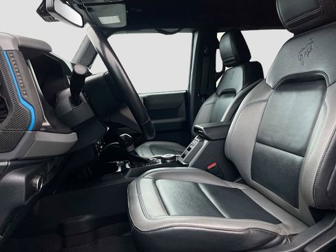 Used 2022 Ford Bronco Black Diamond image 20