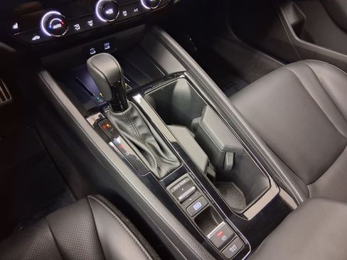 Used 2025 Honda Accord Sport image 24