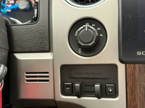 Used 2013 Ford F150 Lariat w/ Luxury Equipment Group image 16