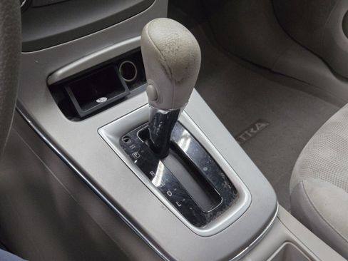 Used 2013 Nissan Sentra SV FWD image 18