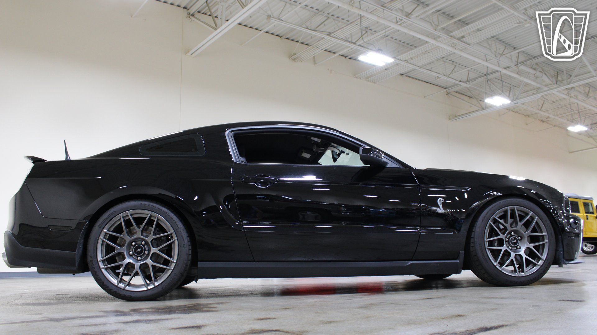 Used 2012 Ford Mustang Shelby GT500 w/ SVT Performance Pkg RWD image 5