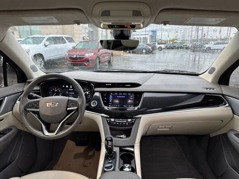 Certified 2023 Cadillac XT6 Premium Luxury w/ Technology Package AWD/4WD image 24