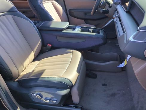 New 2026 Kia EV9 Wind image 41