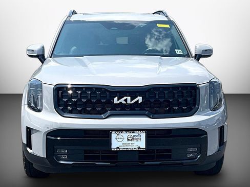 Used 2024 Kia Telluride SX Prestige X-Pro AWD/4WD image 2