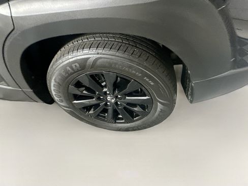 Used 2025 MAZDA CX-50 AWD 2.5 S w/ Premium Package image 11