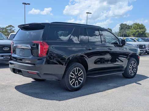 Used 2023 GMC Yukon AT4 w/ LPO, Floor Liner Package AWD/4WD image 4