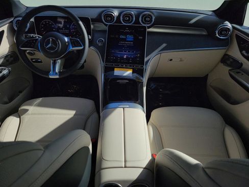 Certified 2026 Mercedes-Benz GLC 300 image 11