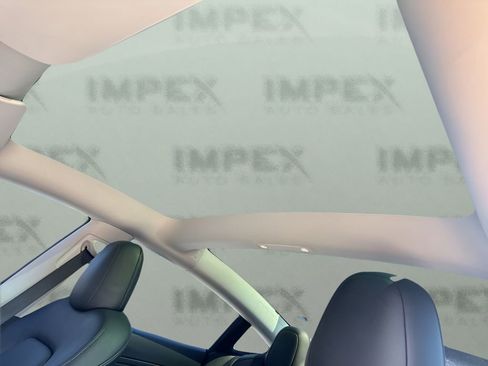 Used 2022 Tesla Model 3 Long Range image 11