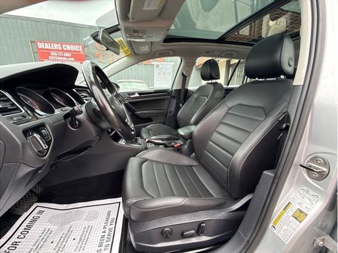 Used 2016 Volkswagen Golf SEL w/ Lighting Package (SEL) FWD image 19