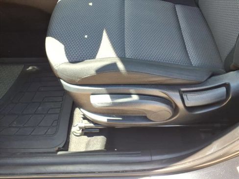 Used 2024 Kia Soul LX w/ Option Group 015 FWD image 14
