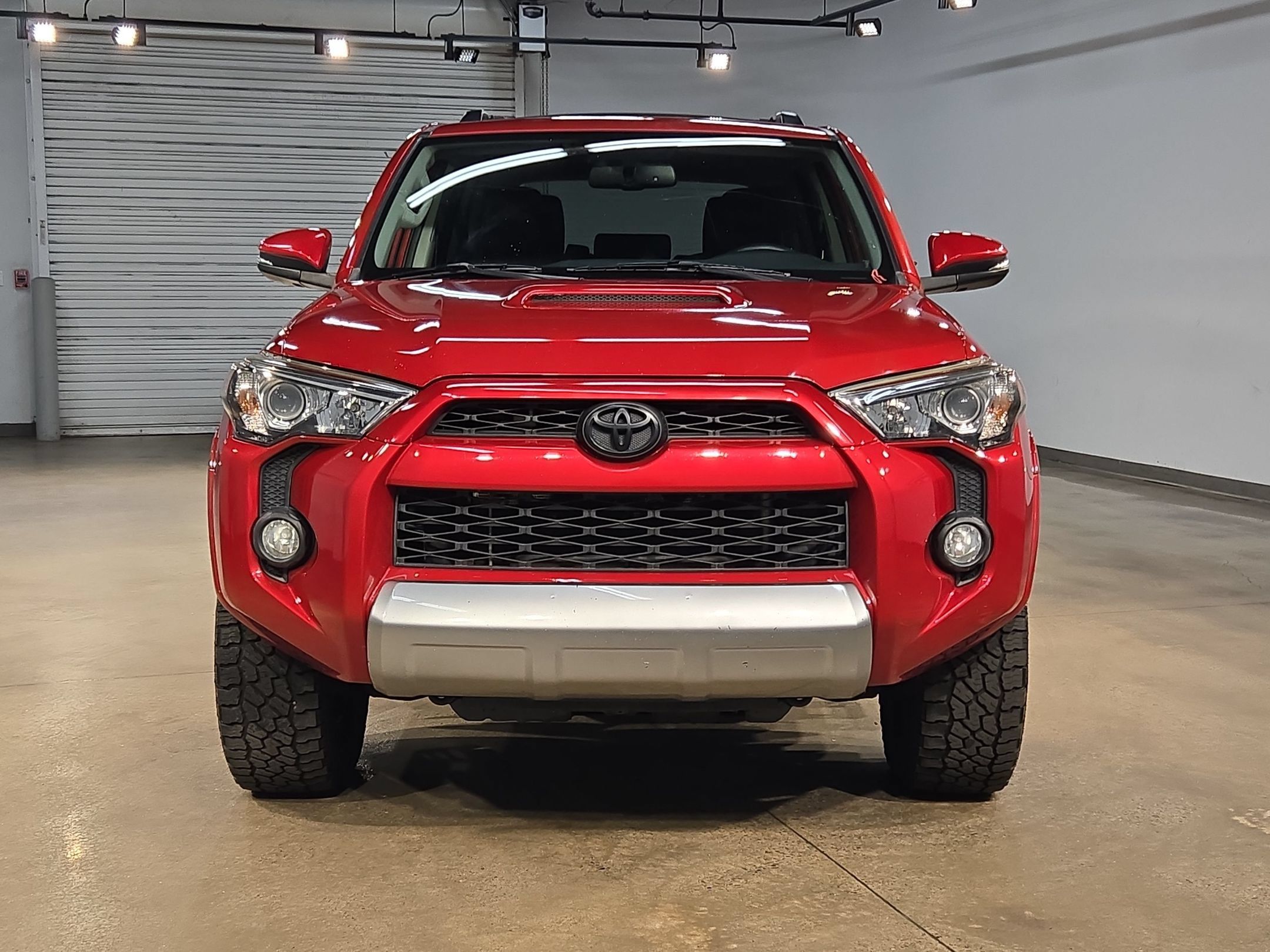 Used 2019 Toyota 4Runner TRD Off-Road Premium AWD/4WD image 2
