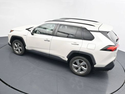 Used 2020 Toyota RAV4 Limited AWD/4WD image 13