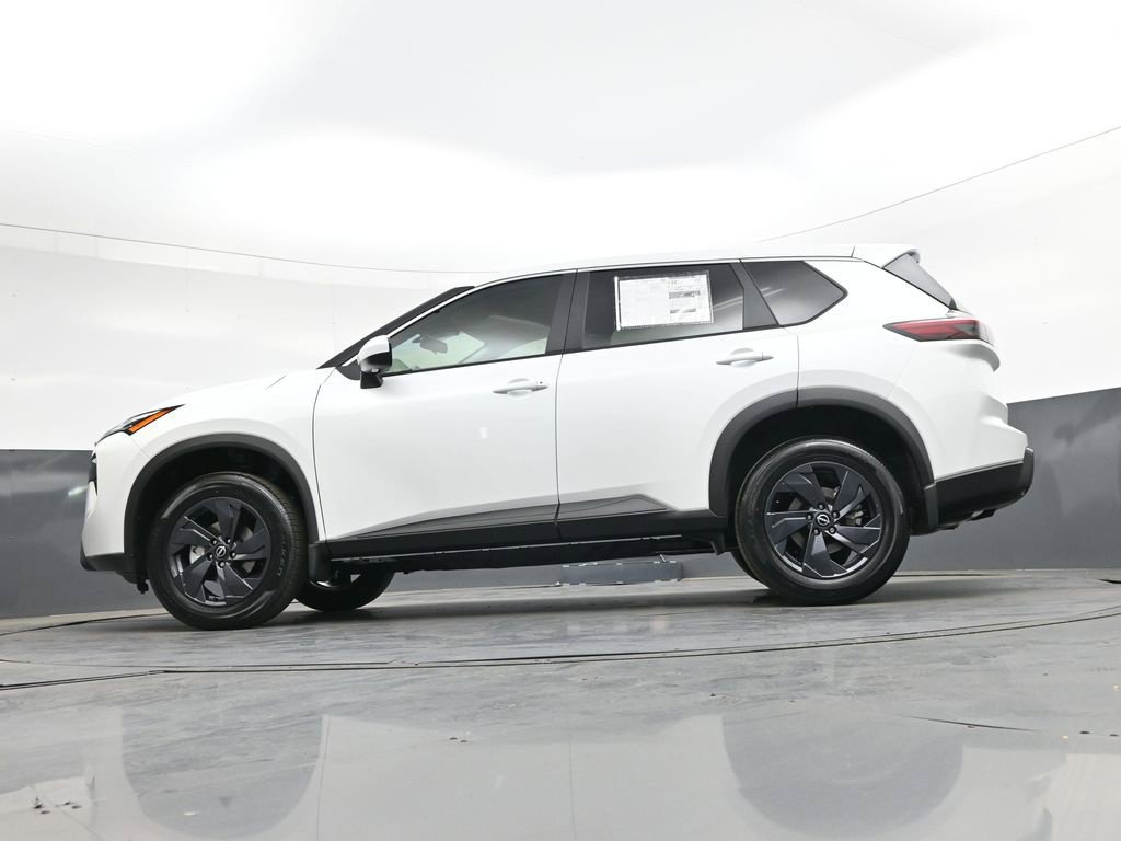 Certified 2026 Nissan Rogue SV FWD image 46