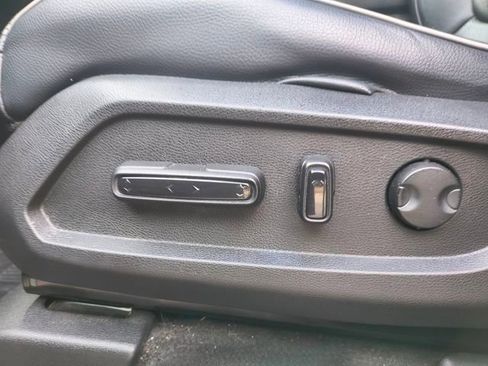 Used 2023 Honda Pilot Elite image 25