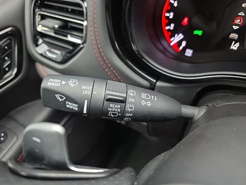 Used 2025 Dodge Durango GT image 28