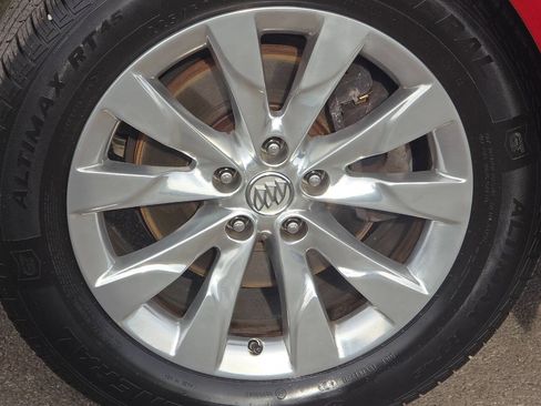 Used 2017 Buick Envision Essence image 10