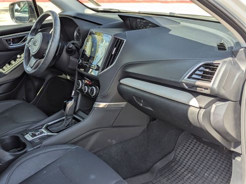 Used 2024 Subaru Forester Limited image 29