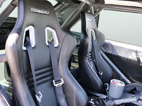 Used 1989 Ford Mustang GT RWD image 41