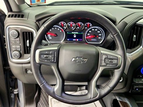 Used 2020 Chevrolet Silverado 1500 LT Trail Boss AWD/4WD image 13