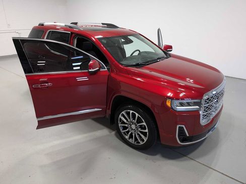 Used 2023 GMC Acadia Denali AWD/4WD image 16
