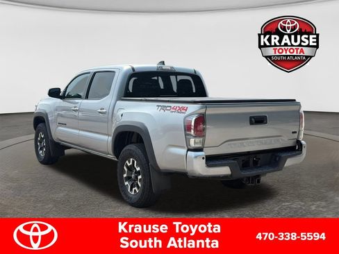 Used 2023 Toyota Tacoma TRD Off-Road w/ Technology Package AWD/4WD image 6