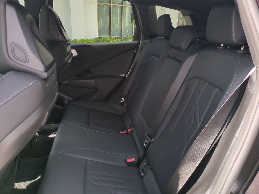 New 2026 BMW X3 xDrive30i AWD/4WD image 14