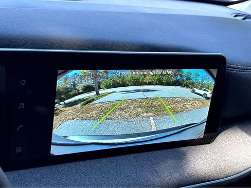 New 2026 Nissan Kicks SV FWD image 8