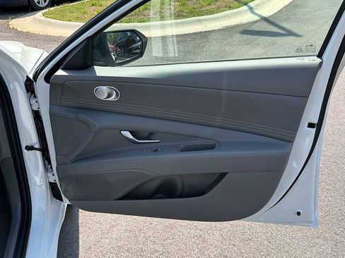 New 2026 Hyundai Elantra Sport image 15